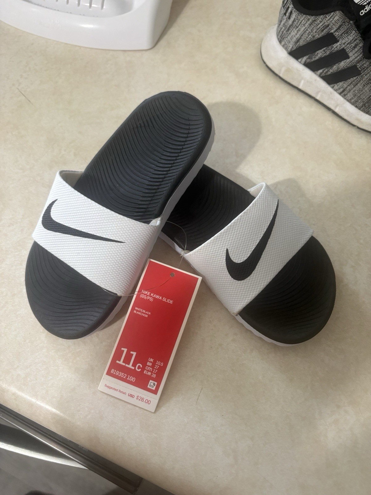 Nike Kawa Slide White Black Synthetic Sandals Unisex Kids Size 11C Flat Heel