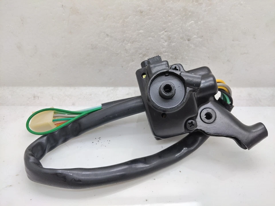 Suzuki GP100 GP125 TR125 GT125 GT185 LH Handle Switch.ref 57500-36013.NOS.Taiwan - Image 3 of 4