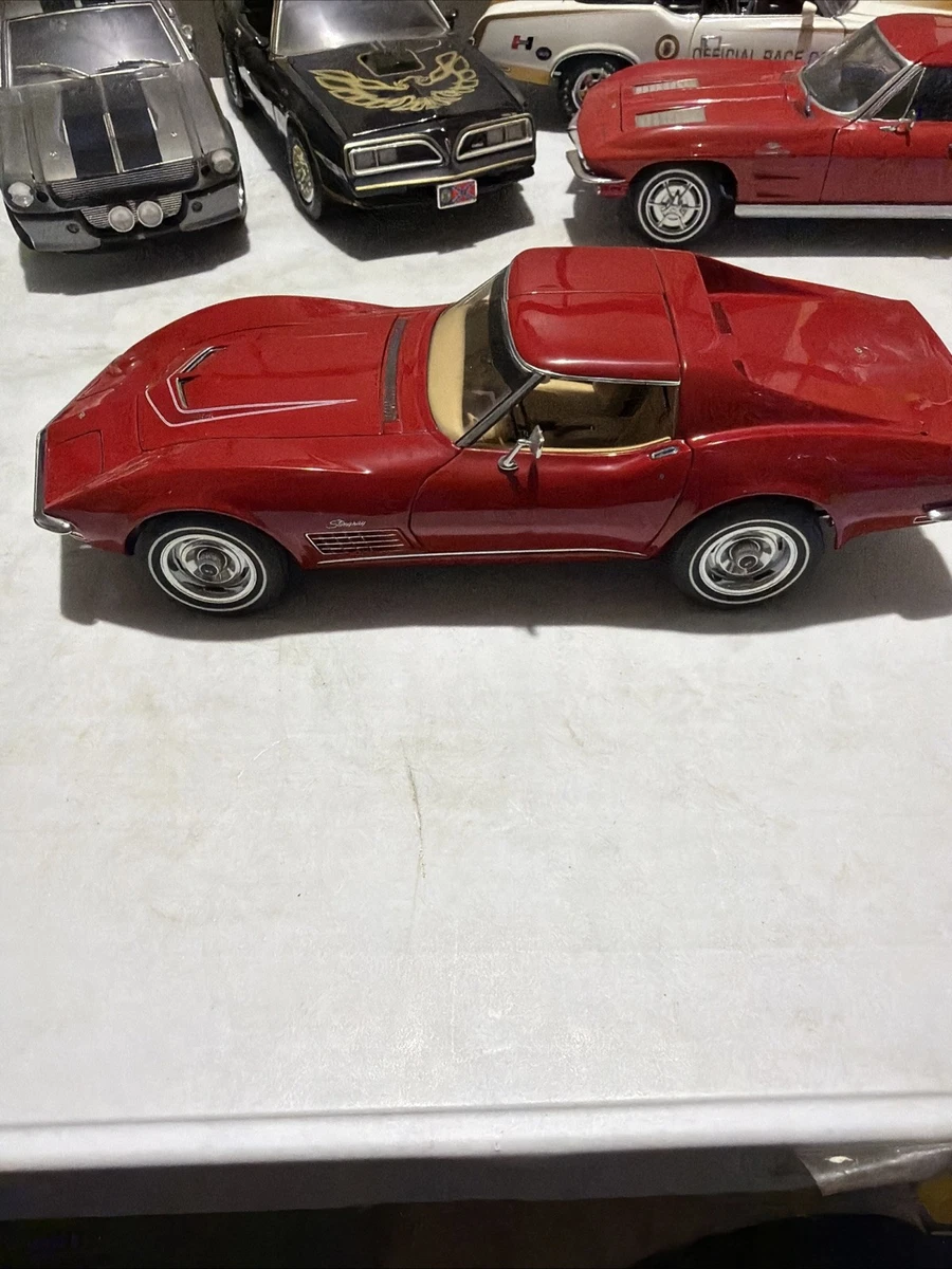 AUTOart Chevrolet Corvette Contemporary Manufacture Diecast Cars