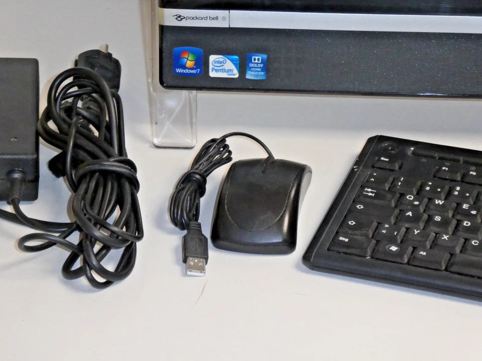 Packard Bell OneTwo M3700 20" All-in-One PC, Touch, 500GB, 4GB RAM, Intel 2,3GHz - Bild 3 von 4