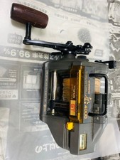 Mulinello da Pesca SHIMANO TITANOS 4000 Mulinelli da Pesca e altro Graffiato ...