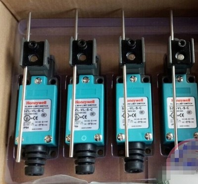 1PCS   SZL-VL-S-C SZLVLSC LIMIT SWITCH -NEW   *rr