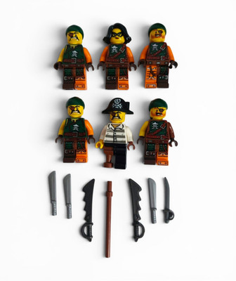 Lego Ninjago 6 Skypirates aus Skybound + Waffen (8/10 Zustand)