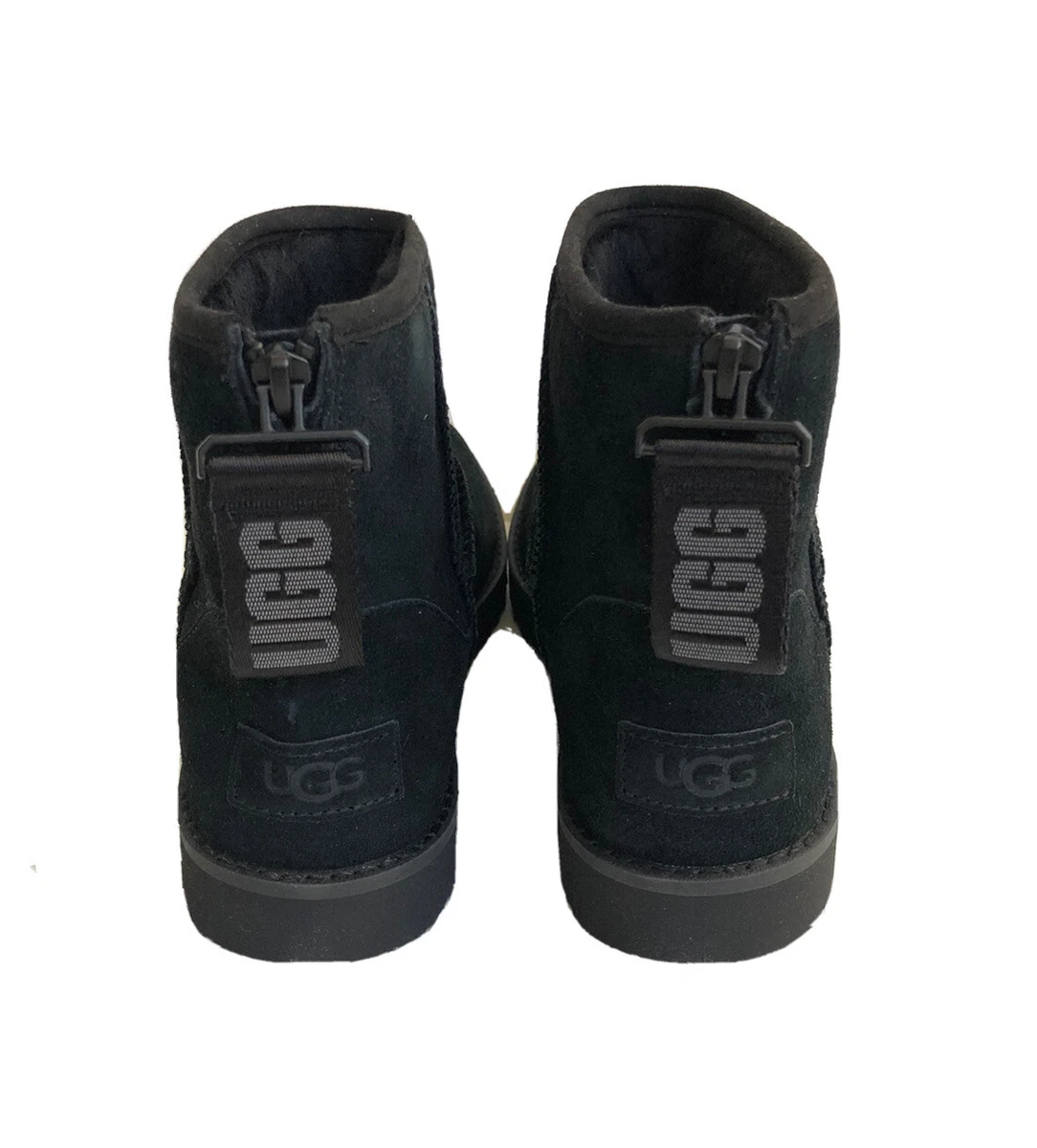 Can you 2024 scotchgard uggs