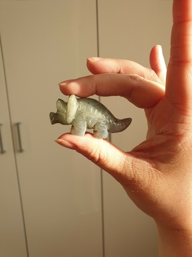 Natural Crystal Carved Labradorite Triceratops Dinosaur *Blue Flashes* 1 - Picture 8 of 12