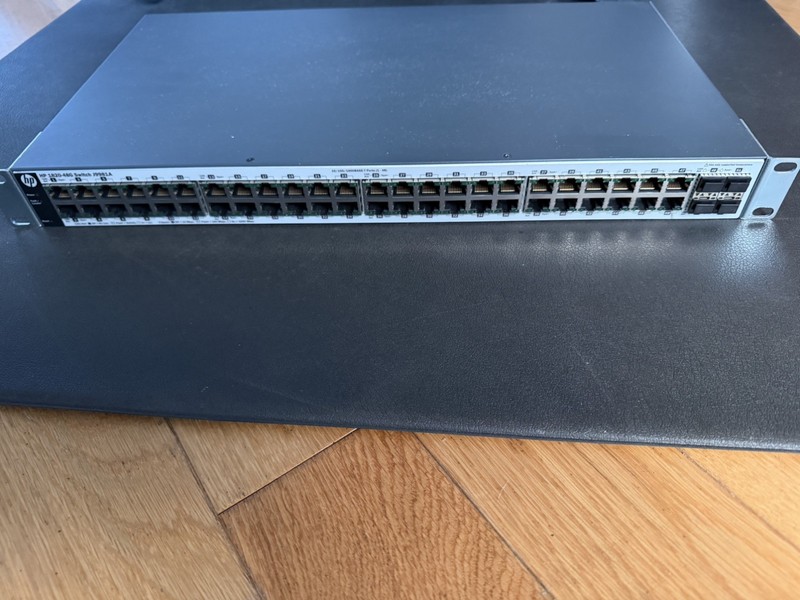 HP HPE 1820-48G J9981A 48 Port Managed Ethernet Switch with ears