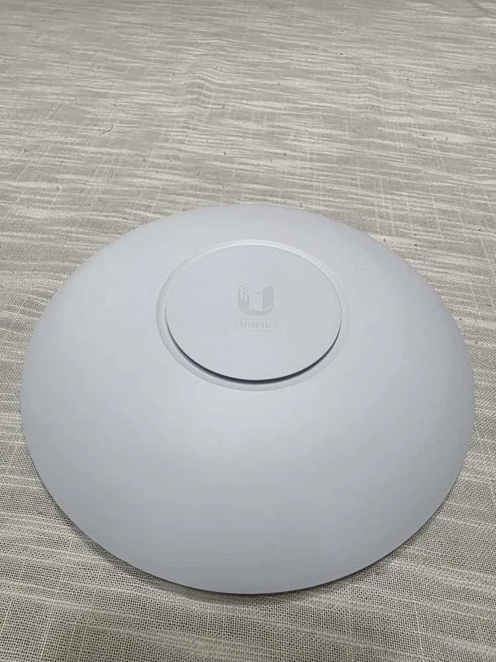Ubiquiti UniFi U6-PRO WiFi 6 专业 4.8Gbps 双频接入点 — 第 3/4 张图片
