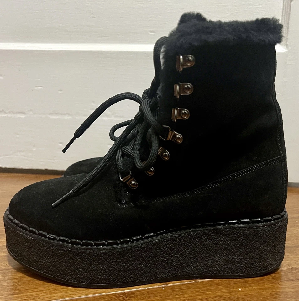 Moncler Cuero Gamuza Piel de oveja Botas de Combate Negras EU38 US7 Mujer Suela de Goma Foto 3 de 4