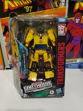 NEW Transformers Generations War for Cybertron  Earthrise Sunstreaker Hasbro MIB