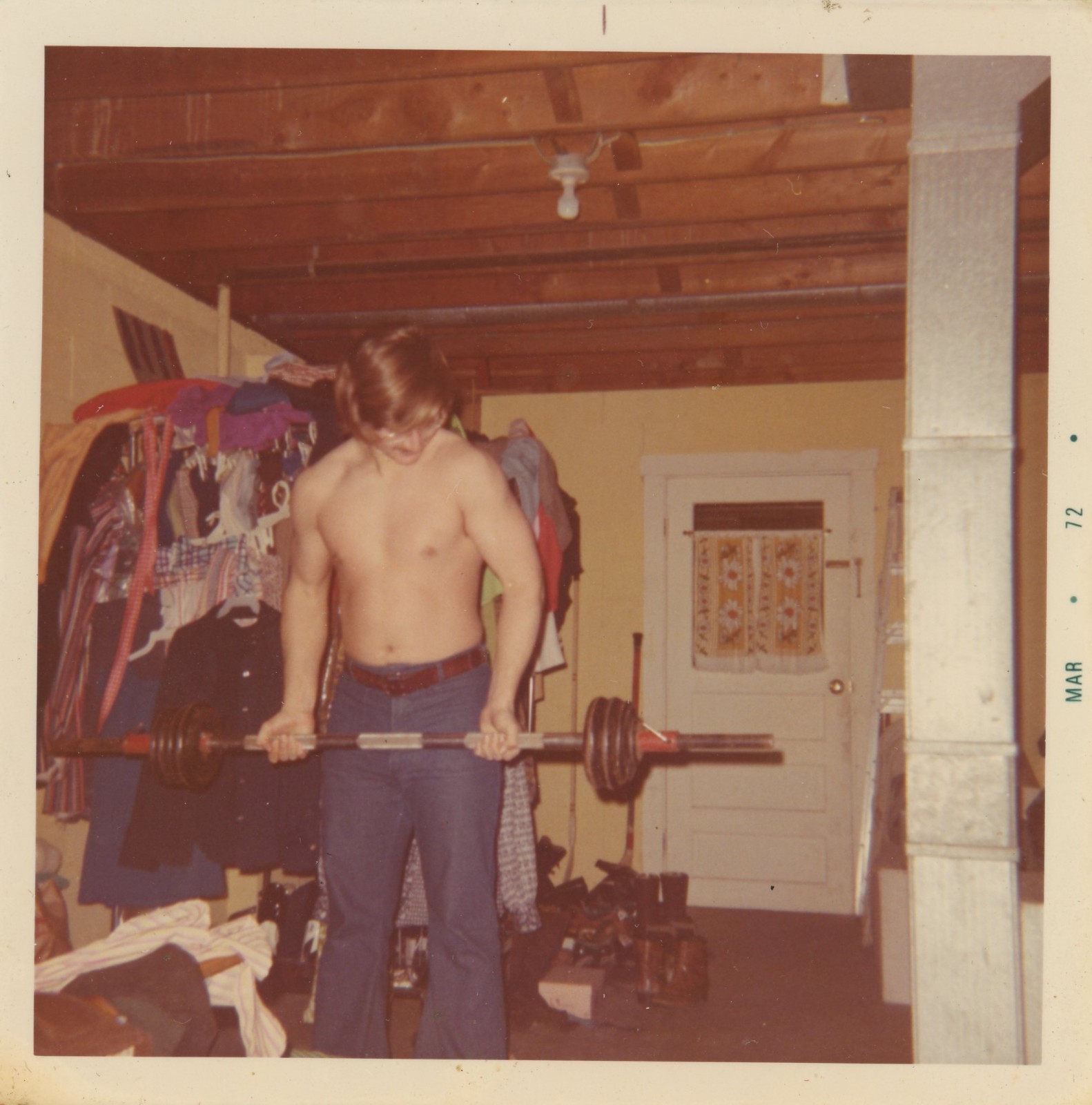 Shirtless Man Weightlifting Home Gym Gay Interest Vintage Photo 1970s