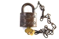 Candado de latón de aceite estándar vintage (TIENE LLAVE) - SOCO XLCR cerradura de gabinete Corbin