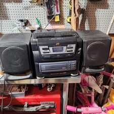 JVC PC-XC11 3 Disc CD Dual Cassette AM/FM Portable Component System with Remote