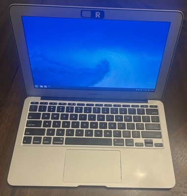 Apple MacBook Air 11'' Mid 2012 Silver i5 1.7GHz 4GB 128 GB SSD With Linux Mint