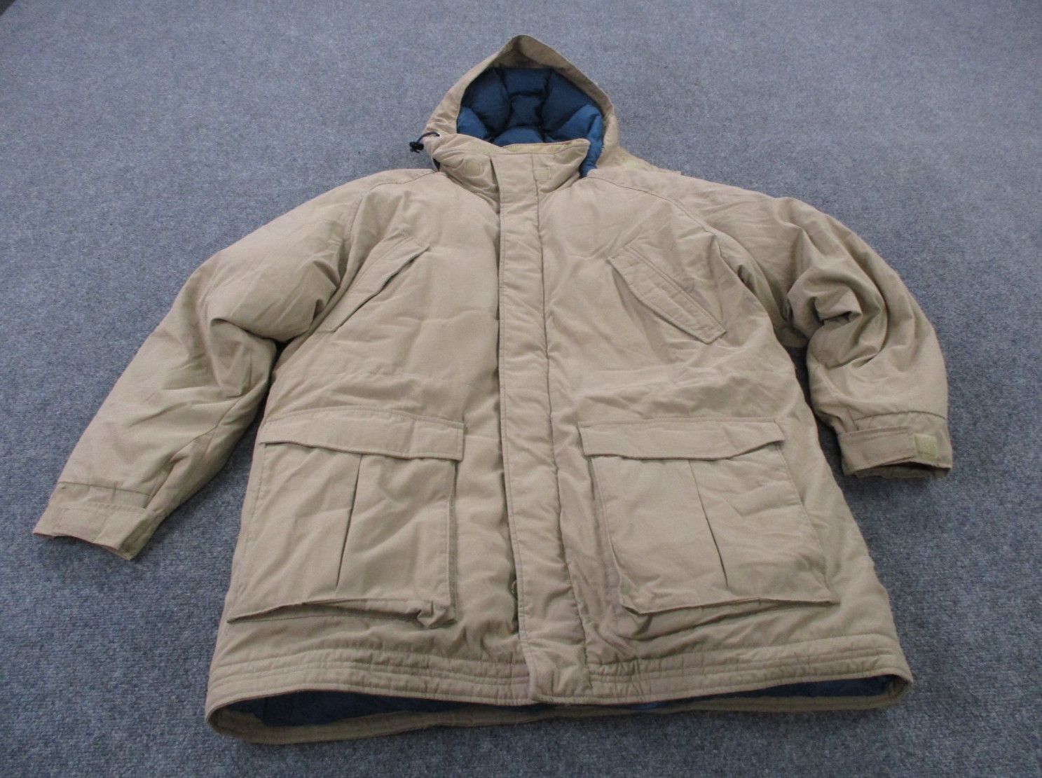 Vintage LL Bean Jacket Mens L Beige Goose Down Puffer Outdoors Camping USA Made
