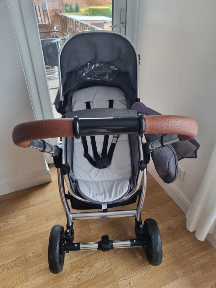 Panorama XT babyloo Silver Cross Pram - Image 3 of 4