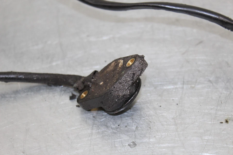 04 05 2004 2005 Kawasaki Ninja Zx10r Interruptor de posición neutra Sensor Pieza OEM Foto 4 de 4