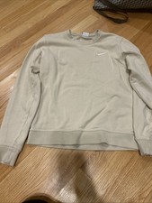 nike crewneck sweatshirt women medium