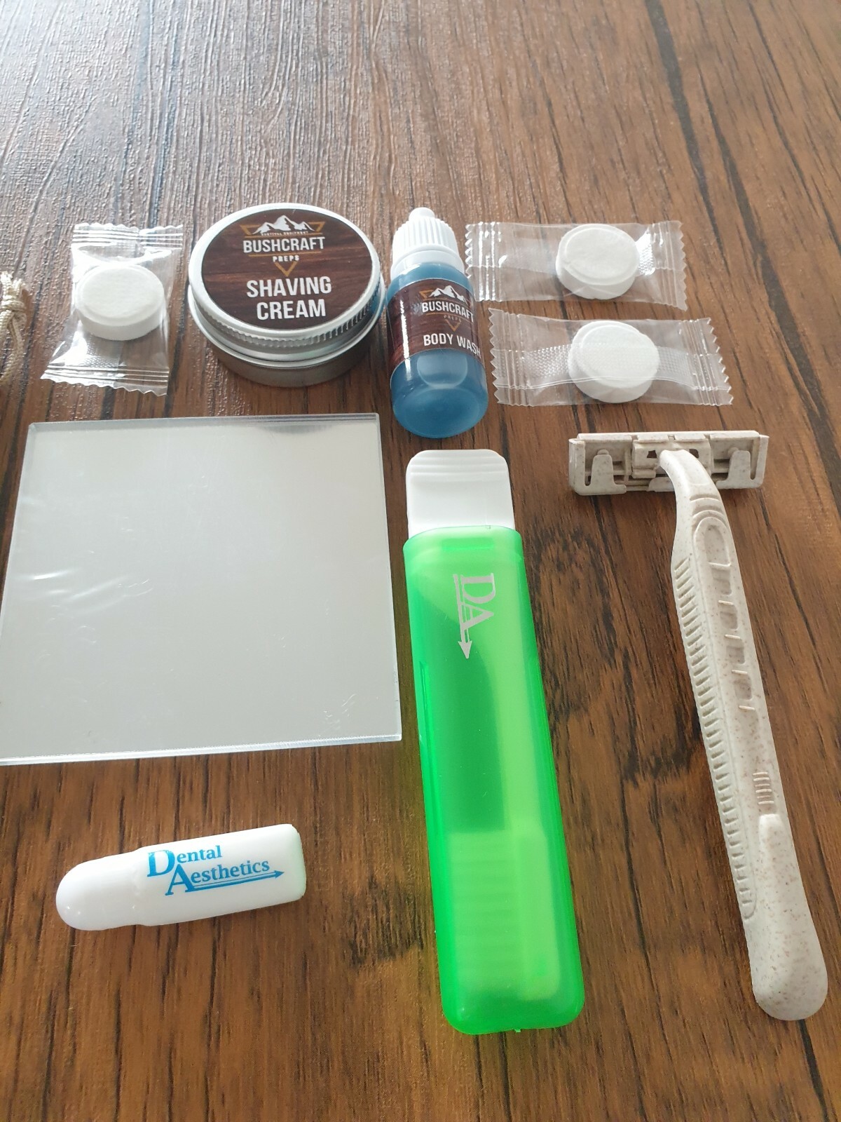 Hygiene Wash Survival Kit Tin Toothbrush Razor Camping Traveling Scouts