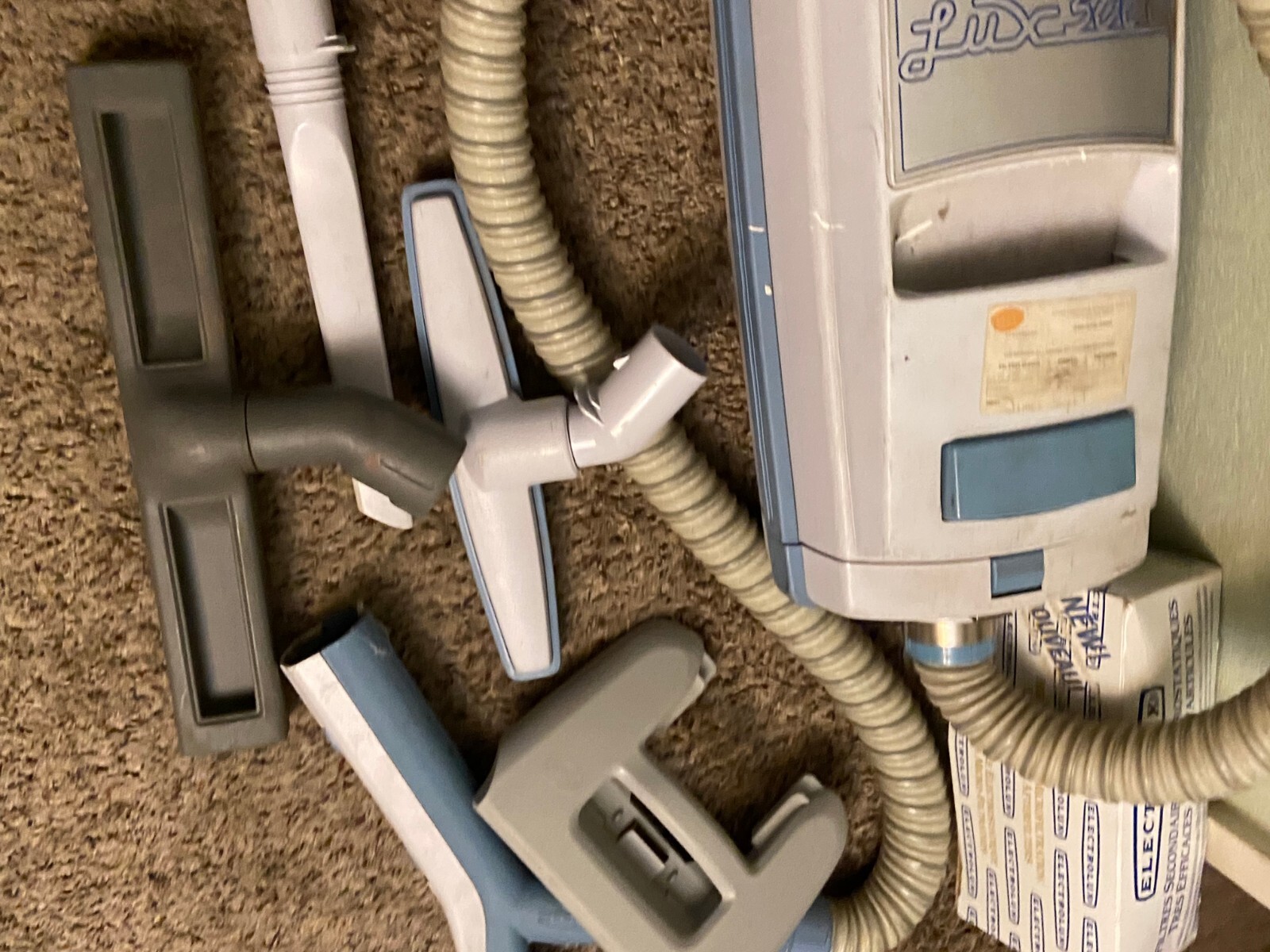 🍌 Electrolux Aerus 5000 Canister Vacuum Cleaner w/Accs, Nozzles Heads