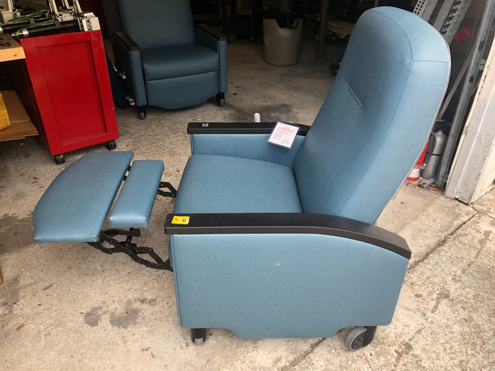 Nemschoff Pristo recliner Model PRTT16 eBay
