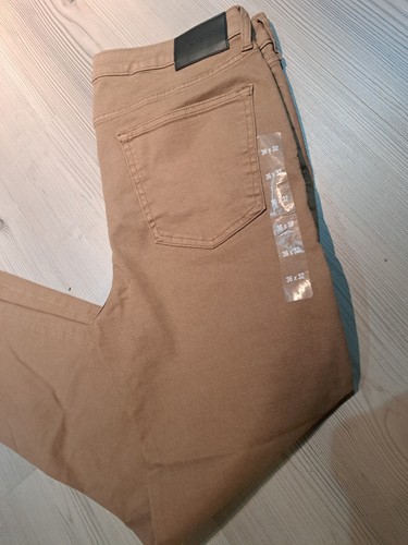 EXPRESS Men’s Khaki Pants Slim Fit Size 36x32 Tan Chinos - Picture 2 of 7