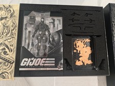 G.I. Joe Classified  00 Snake Eyes  Deluxe  NIB SEALED