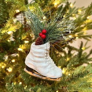 White Ice Skate Ornament Pinecone Berries Christmas Tree Decor Realistic Holiday