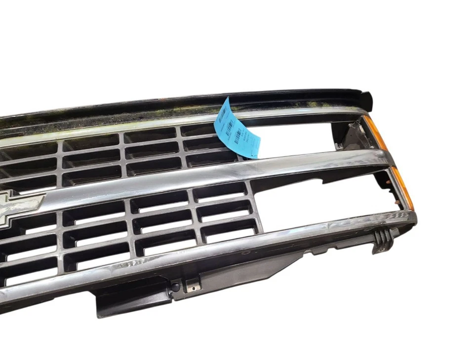 Хромированная композитная решетка фар подходит для пикапа 88-93 CHEVROLET 1500 629671 - Изображение 3 из 4