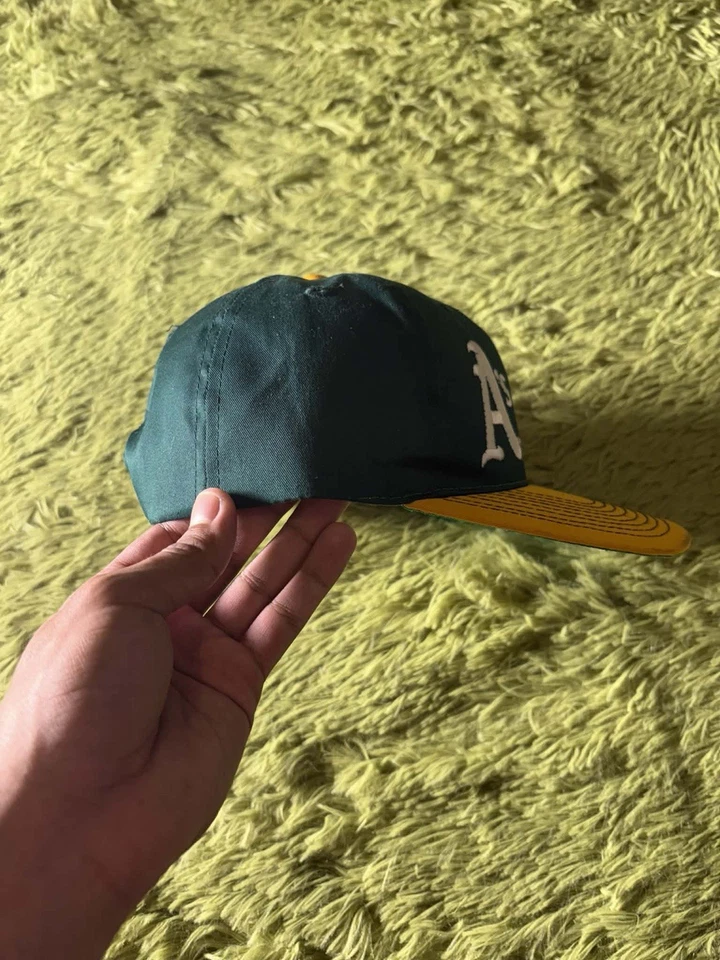 Vintage Sports Specialties Oakland A's San Francisco Giants Split Snapback Hat!! - Image 2 of 4