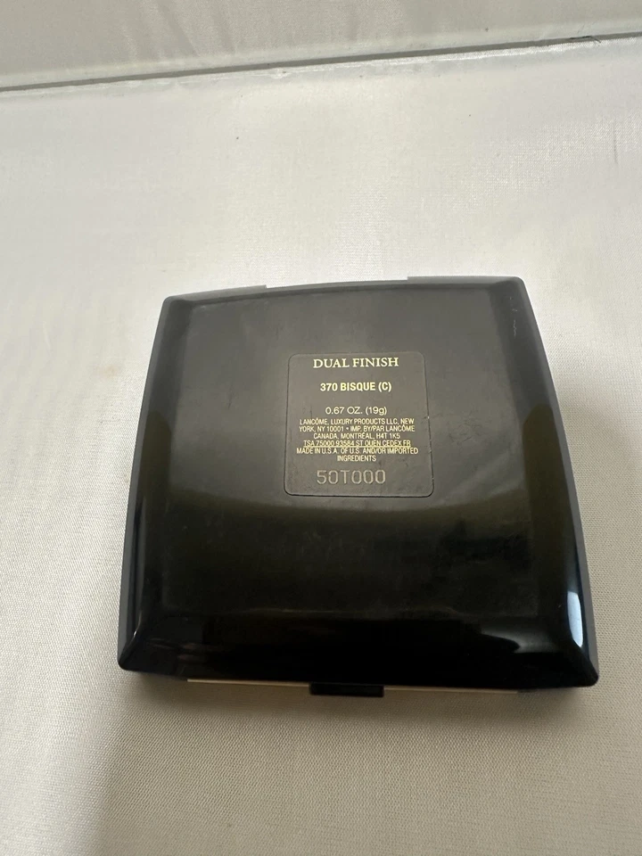 Lancome Dual Finish Multi -Tasking Powder & Foundation 370 Bisque (C)  0.67oC17 - Image 3 of 4