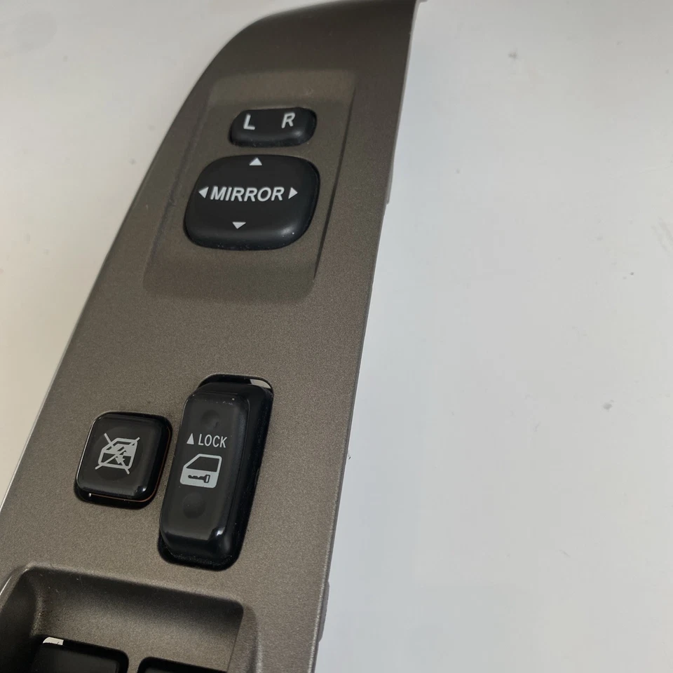 GENUINE 2003-2009 TOYOTA PRIUS OSF DRIVERSIDE WINDOW SWITCH CONTROL 84820-47012 - Image 3 of 4