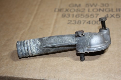 GENUINE BMW E21 E30 E12 E28 E34 Z1 M20 ENGINE HEAD COOLANT CONNECTOR OEM - Picture 3 of 6