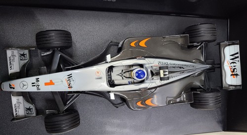 1/18 Minichamps West McLaren Mercedes MP4/12 Mika Hakkinen - Picture 9 of 10