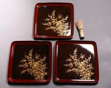 Japanese Wajima Lacquer Trays Set of 3 Gold Floral Maki-e Tea Ceremony Meiji Era