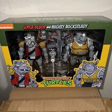 NECA Teenage Mutant Ninja Turtles Super Bebop and Mighty Rocksteady     ON MINT