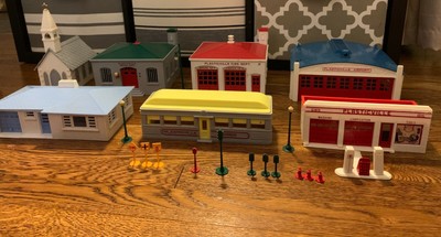 Vintage PLASTICVILLE train set 