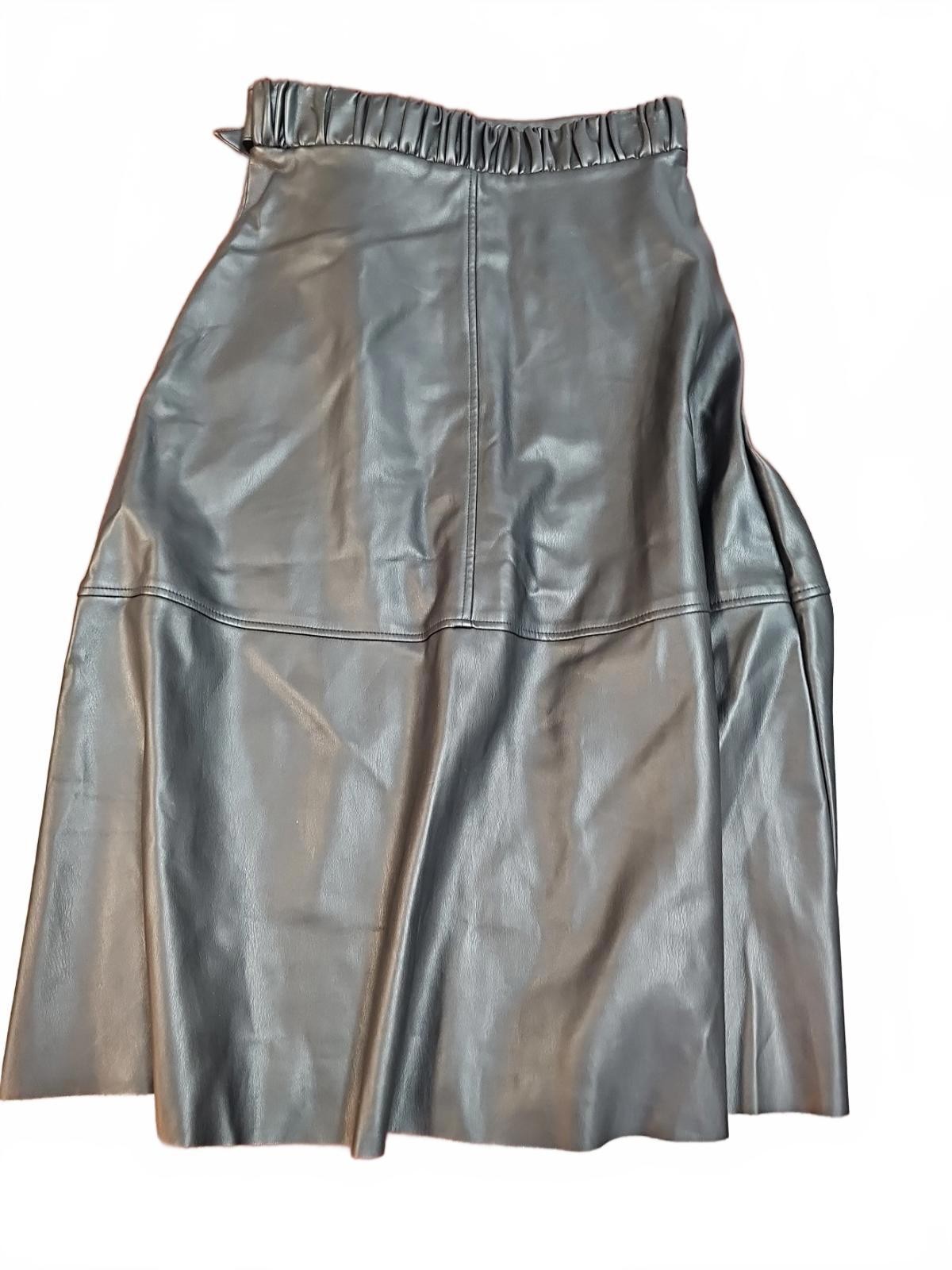 Zara midi-skirt faux leather Black A-line Snap Front With Tie Belt Size Medium image 5