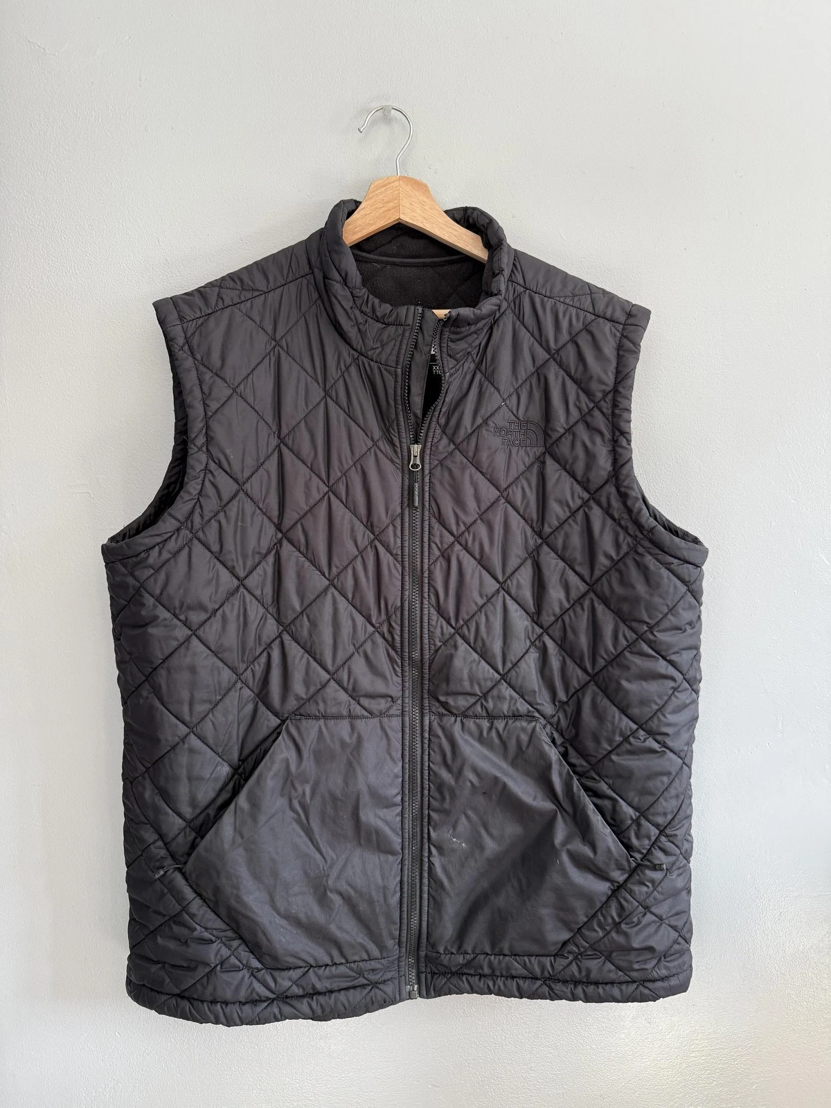 The North Face Vest Mens 2XL Gray Quilted Fleece Lined Puffer Outdoor Casual