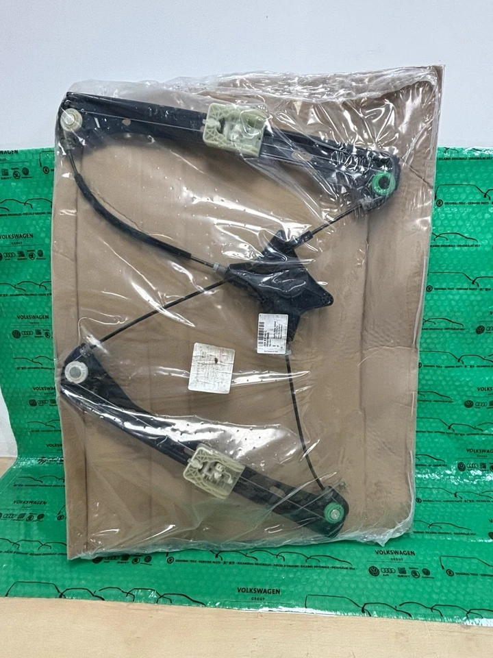 New Genuine VOLKSWAGEN PASSAT Front Left Window Regulator 3G0837461C 2014-2024 - Image 4 of 4