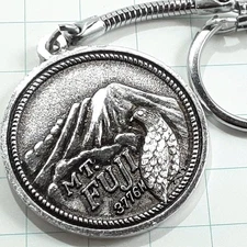 Mt Fuji Fuji FIVe LBKes Tourism Climbing Memorial KeychaA27260
