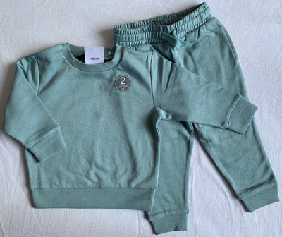 Jungen Mineral passendes Outfit/Set Sweatshirt Jogginghose 6-7 Jahre NEXT neu mit Etikett