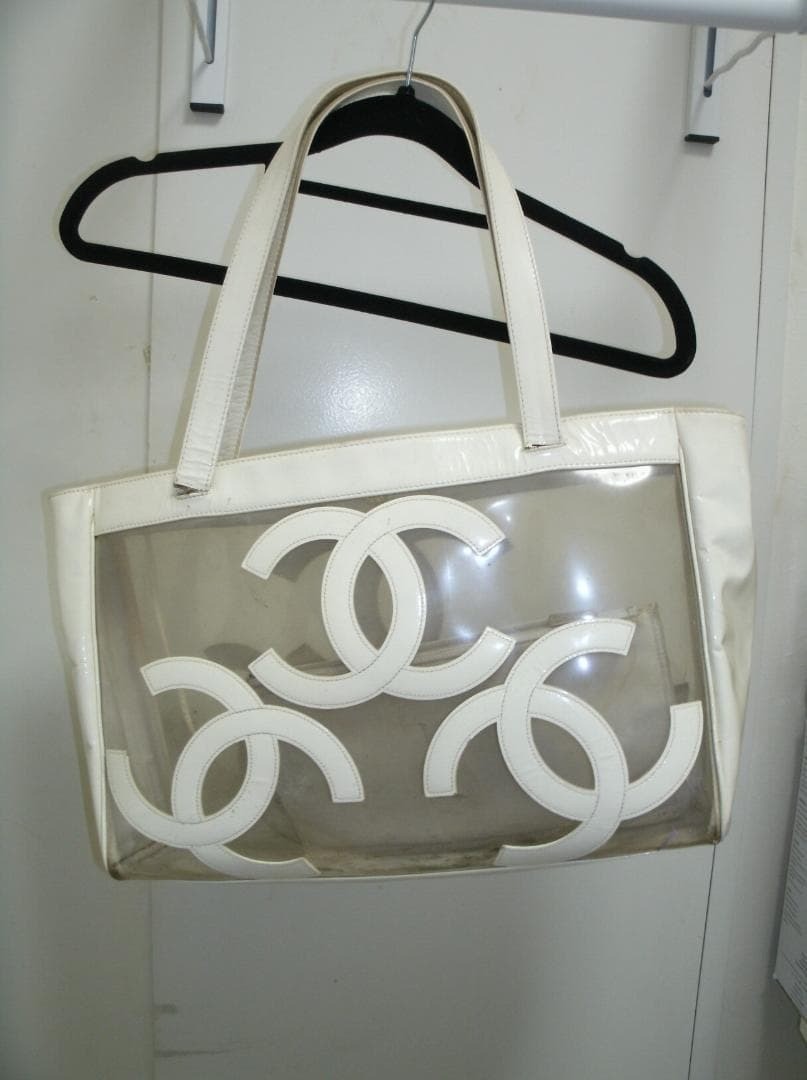 Used] CHANEL Triple Coco Vinyl Patent Leather Enamel Bag BC Status