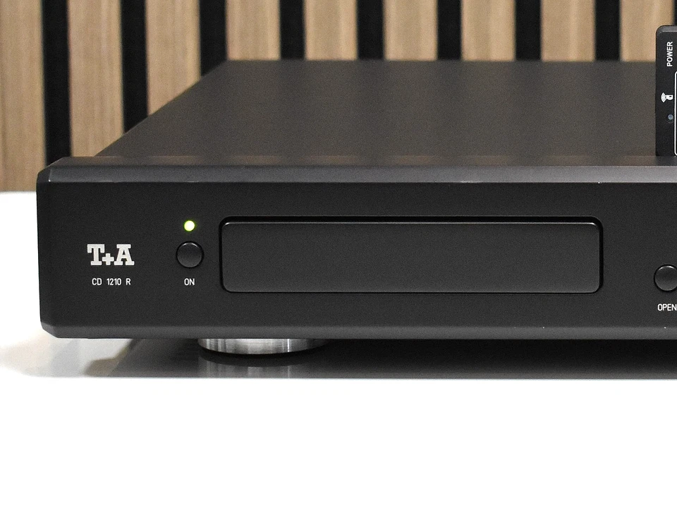 T+A CD-1210 R High End CD-Player mit Zubehör sehr guter Zustand - Bild 2 von 4