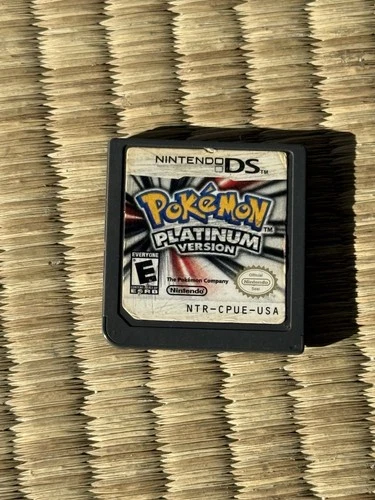 Pokemon Platinum Version Authentic Nintendo DS 2009