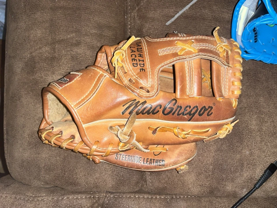 Lote de Guantes de Béisbol Paquete Vintage Cuero Artesanal Juvenil/Adulto. 1 mano izquierda Foto 3 de 4