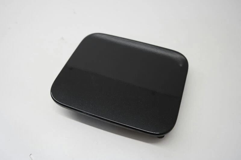 Infiniti QX56 2004-2015 puerta de combustible negra metálica Foto 2 de 4