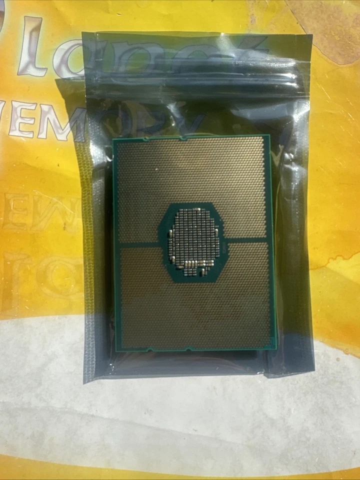 Intel Xeon Platinum 8170 2.1GHz 26 Core 35.75MB 10.4GT/s 165W Processor SR37H - Image 3 of 3