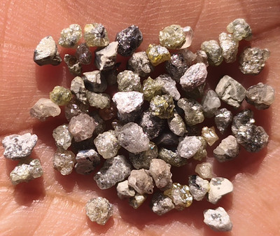 5,00 ct Natürlicher Rohdiamant Grün-Grau Selten   Erdgewonnen, Unregelmäßig, Los