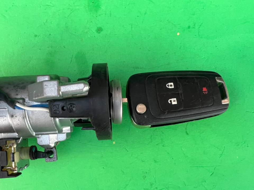 Chevrolet Equinox 2014-2017 interruptor de encendido de dirección bloqueo con llave OEM 23276089 Foto 4 de 4