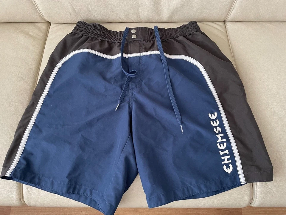 Chiemsee stylische Herren Badeshorts Schwarz/Blau NEUWERTIG Größe XL